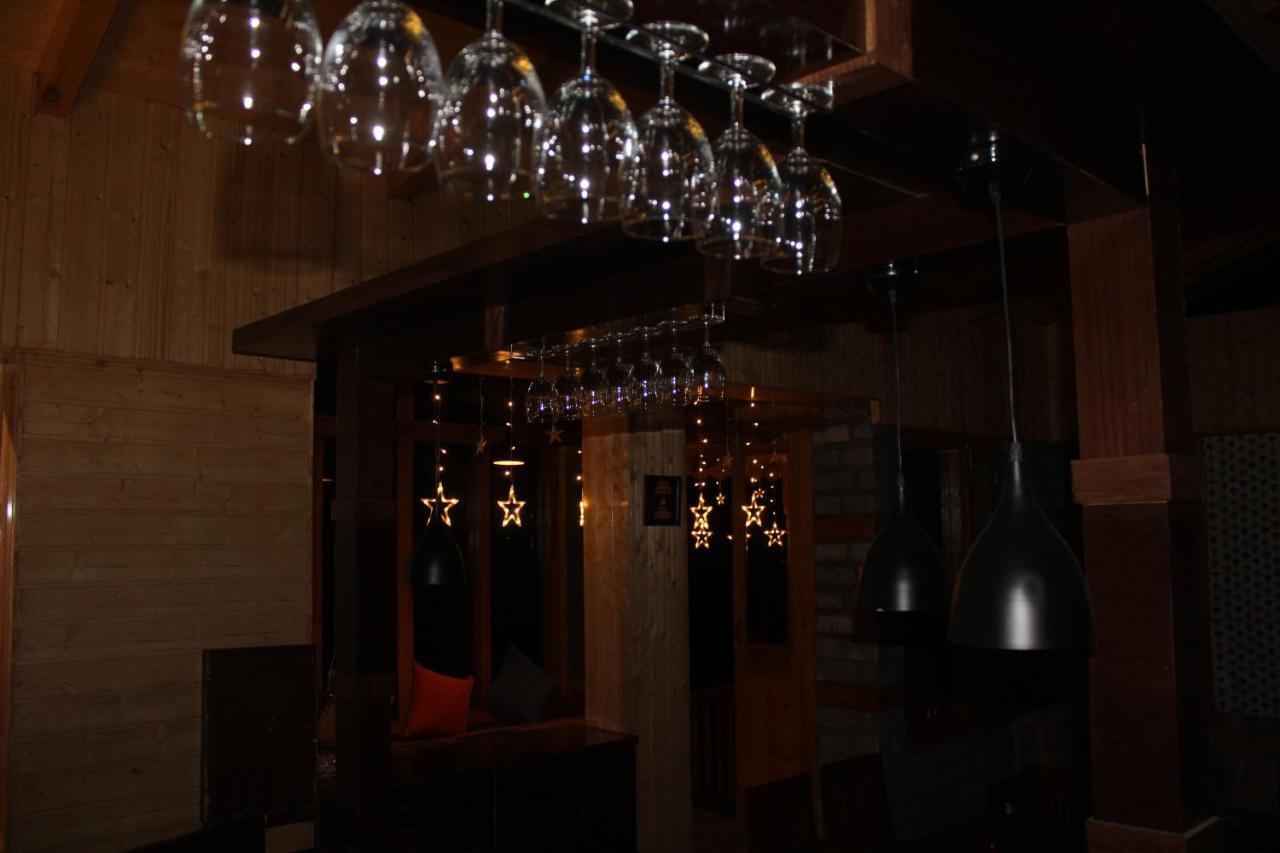 8Fold By Larisa, Jibhi Hotel Bagian luar foto