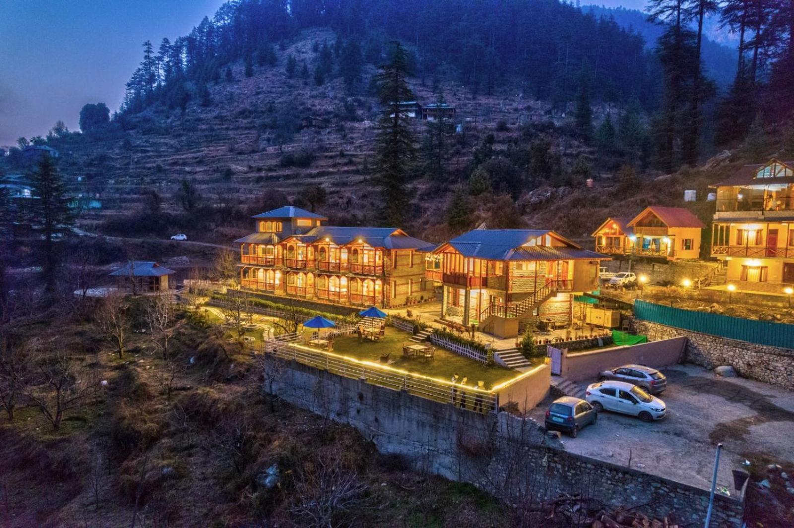 8Fold By Larisa, Jibhi Hotel Bagian luar foto